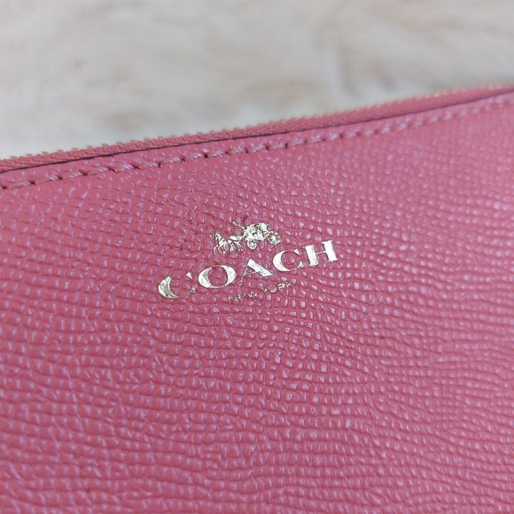 Coach 58032 Women's Pink Leather Mini Bag/Wristlet - Picture 4 of 9